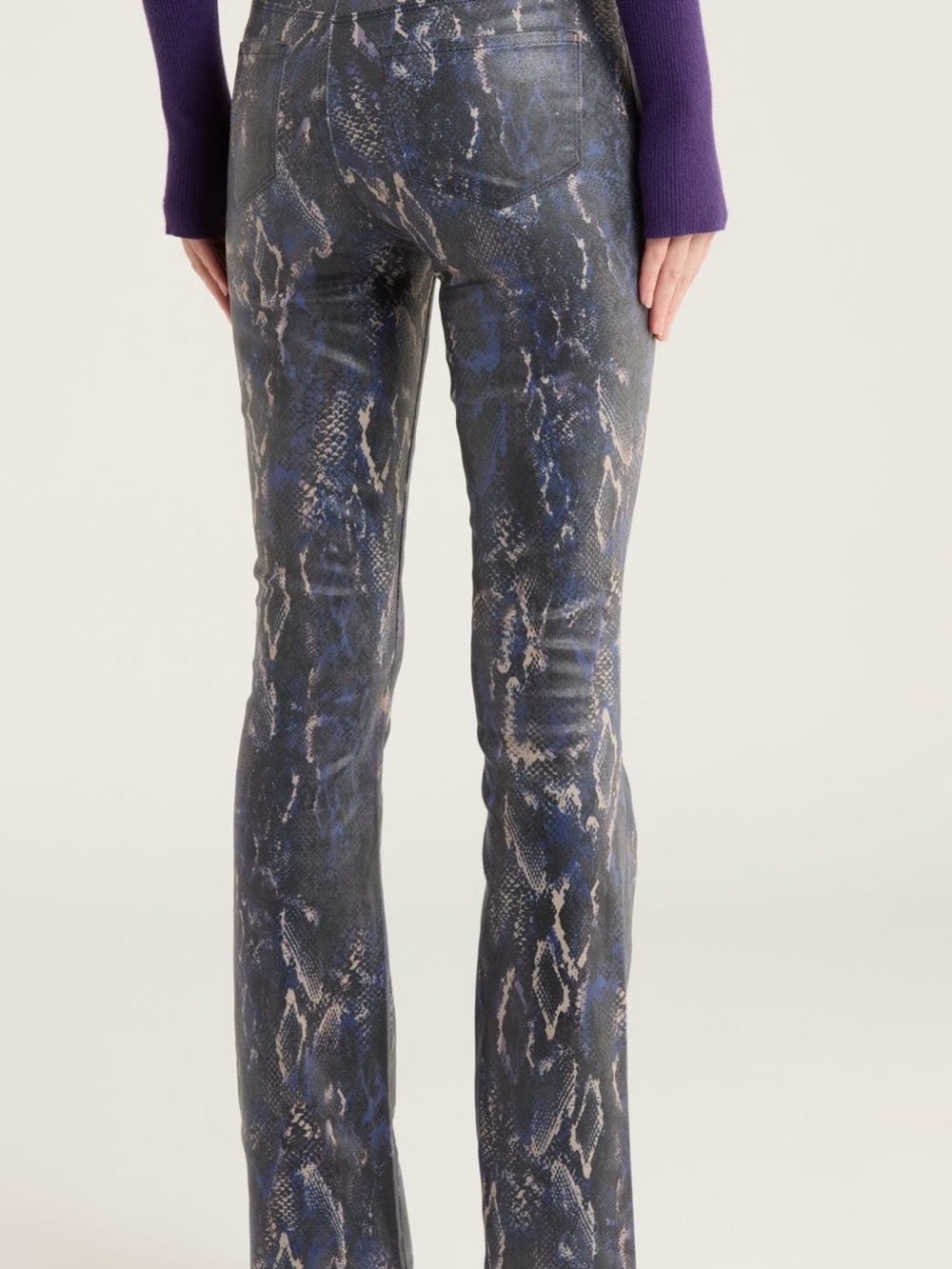 L'AGENCE Blue Snake-Print Straight-Leg Jeans - Picture 3 of 4